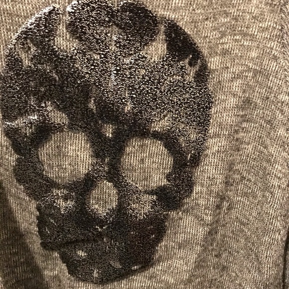 Sweater - Picture 2 of 4